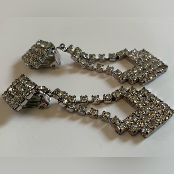 Vintage Clear Crystal Rhinestone Dangle Drop Earrings Clip Ons Runway New Years - Picture 5 of 14